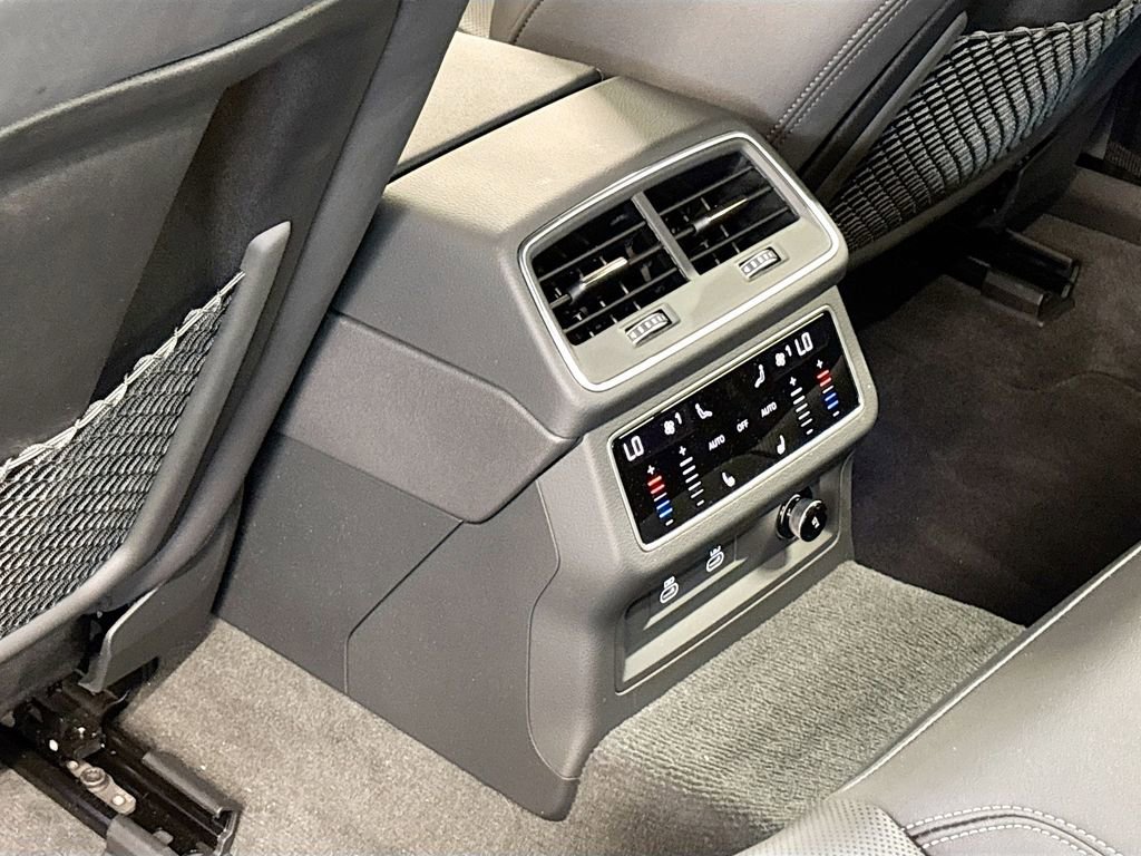 Used 2025 Audi A6 Premium Plus w/ Premium Plus Package image 17