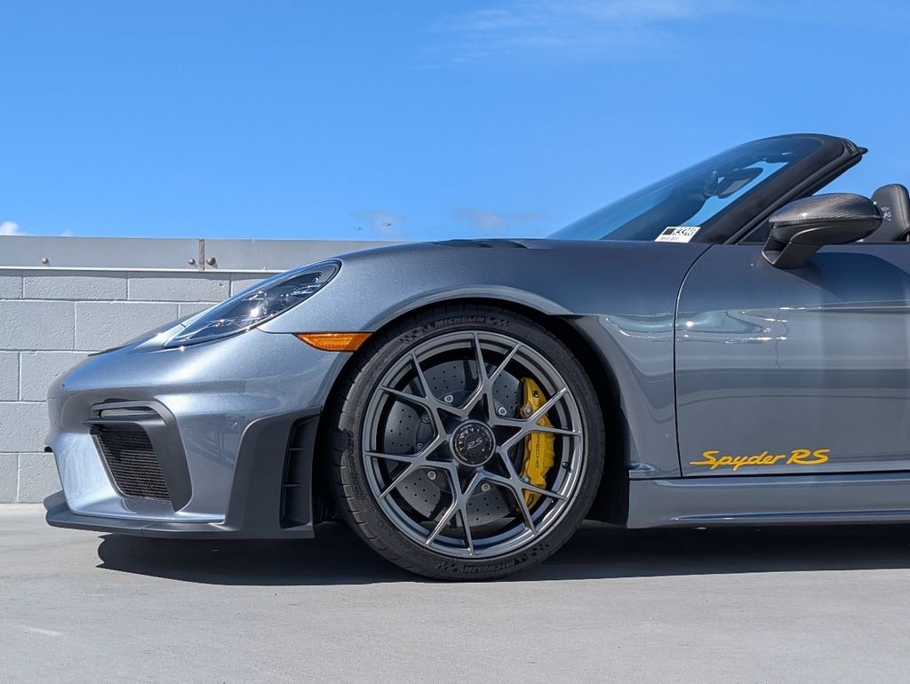 Certified 2024 Porsche 718 Boxster Spyder RS RWD image 8