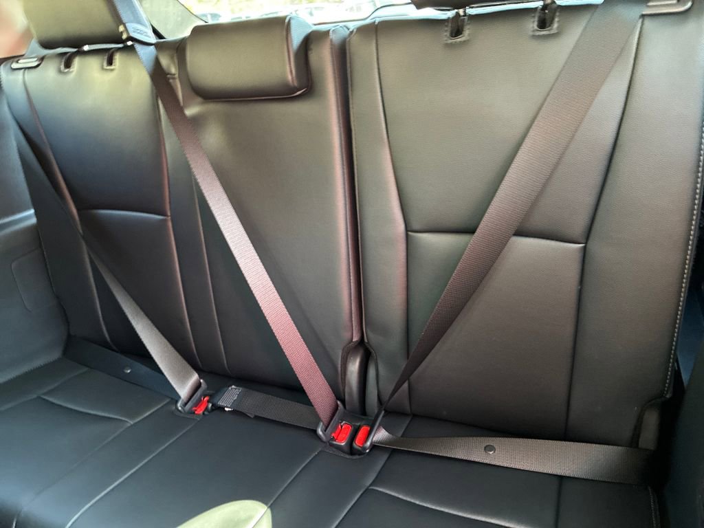 New 2026 Toyota Highlander Platinum image 17