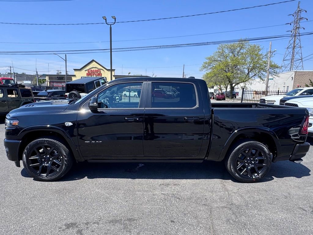 New 2026 RAM 1500 Laramie AWD/4WD image 4