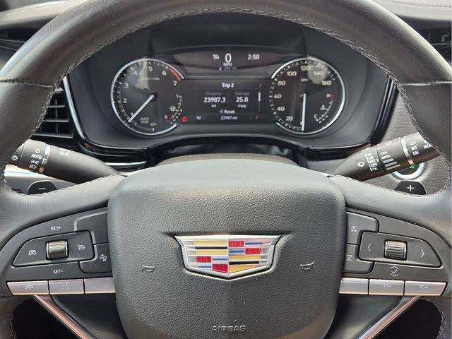 Certified 2025 Cadillac XT6 Luxury FWD image 32