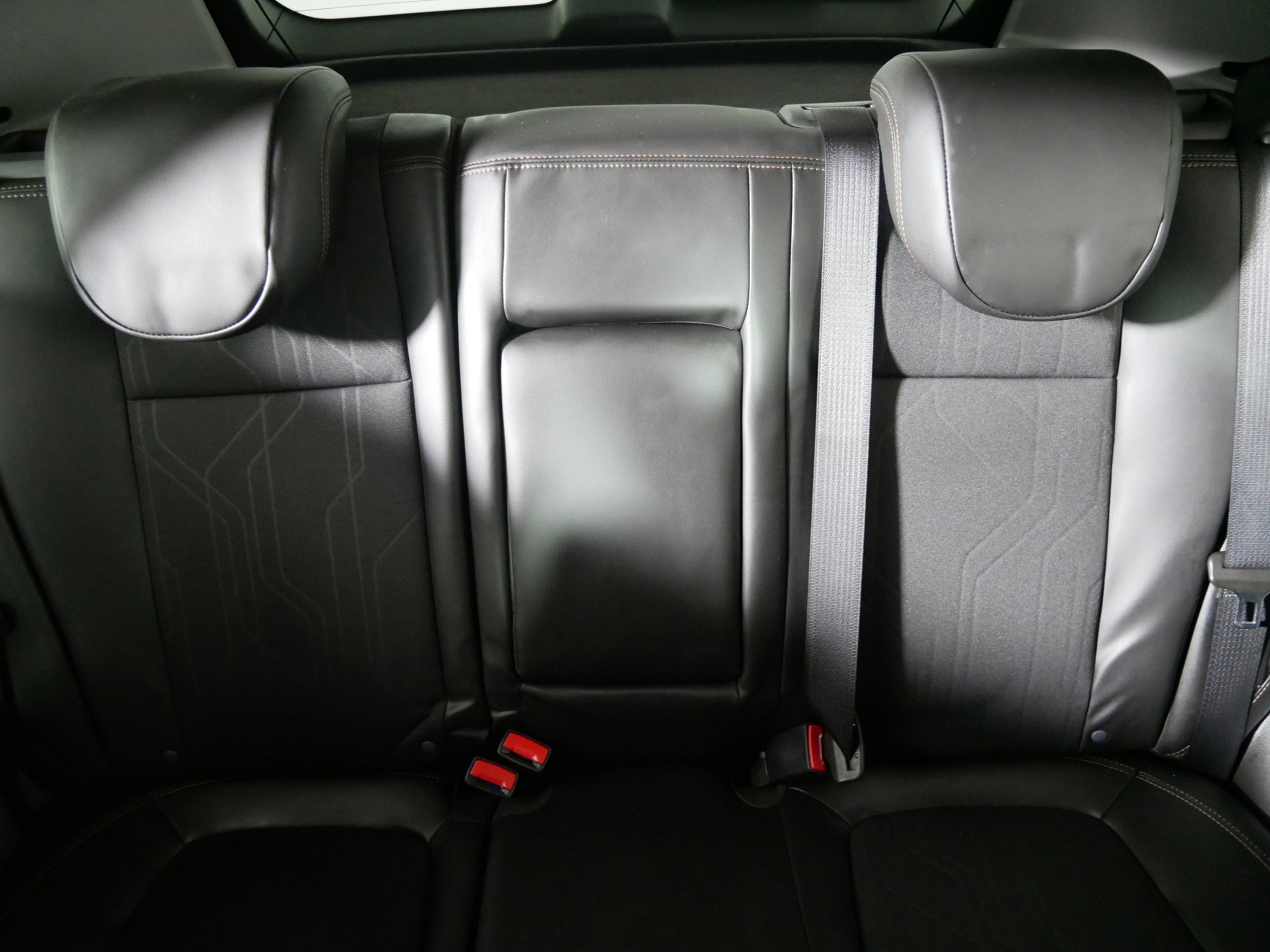 Used 2022 Chevrolet Trax LT w/ LT Convenience Package image 13