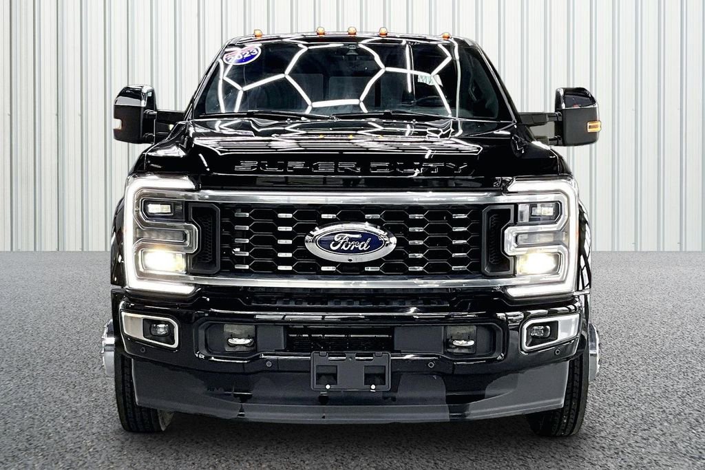 Used 2023 Ford F450 Platinum w/ FX4 Off-Road Package AWD/4WD image 2