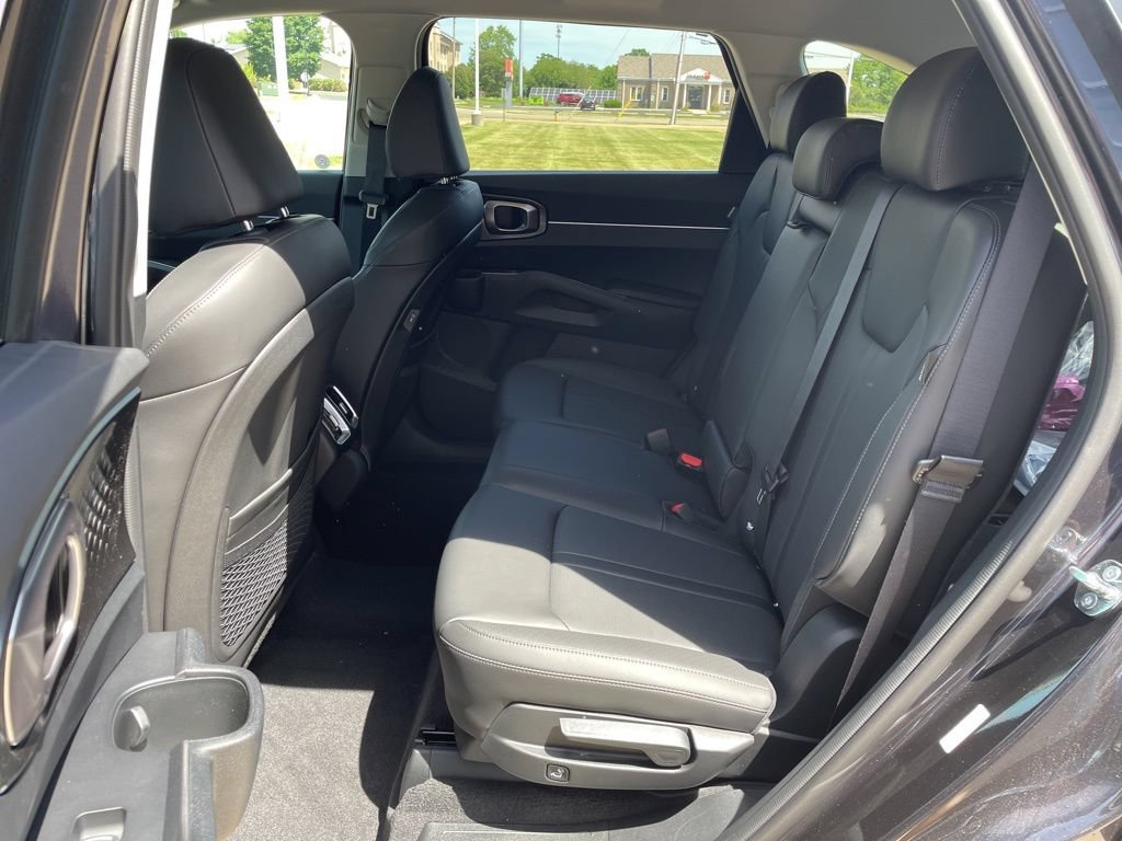 New 2026 Kia Sorento S AWD/4WD image 10