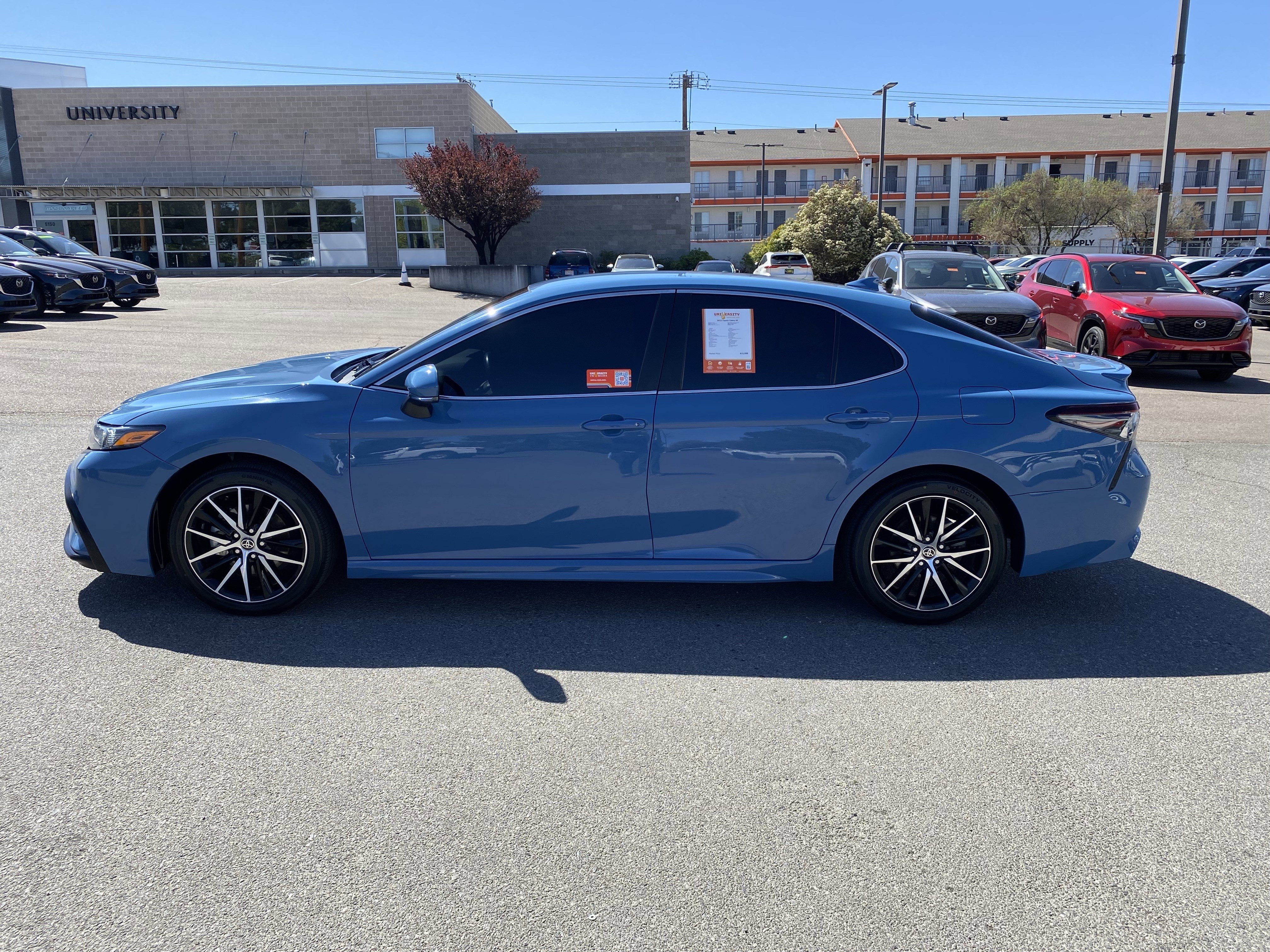 Used 2023 Toyota Camry SE image 40