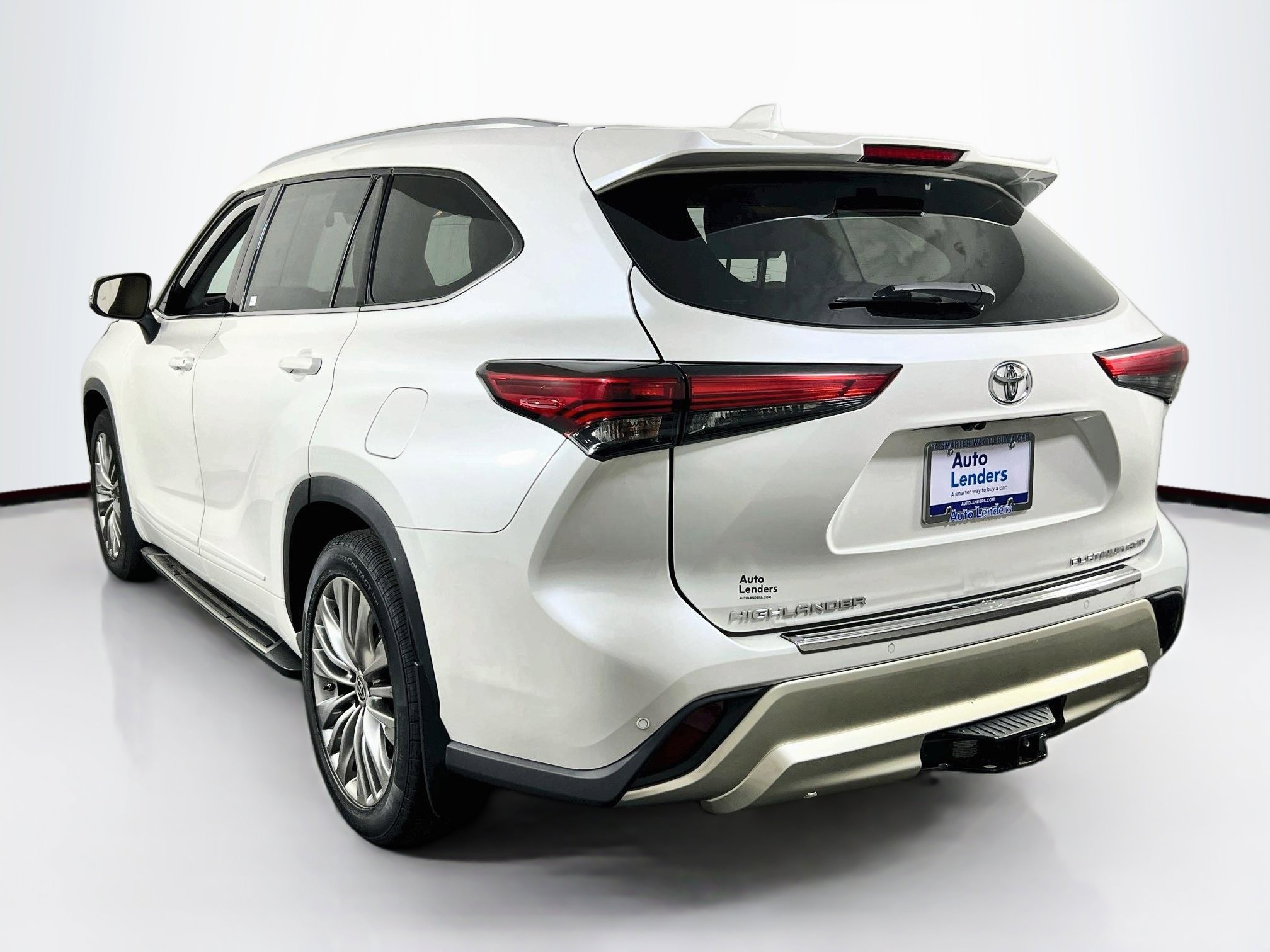 Used 2021 Toyota Highlander Platinum image 7