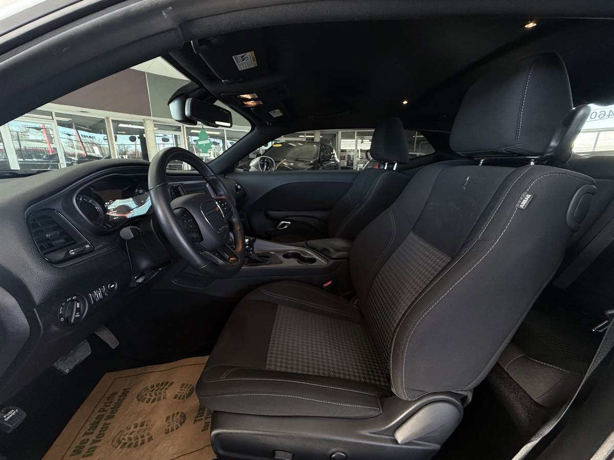 Used 2023 Dodge Challenger SXT w/ Blacktop Package image 26
