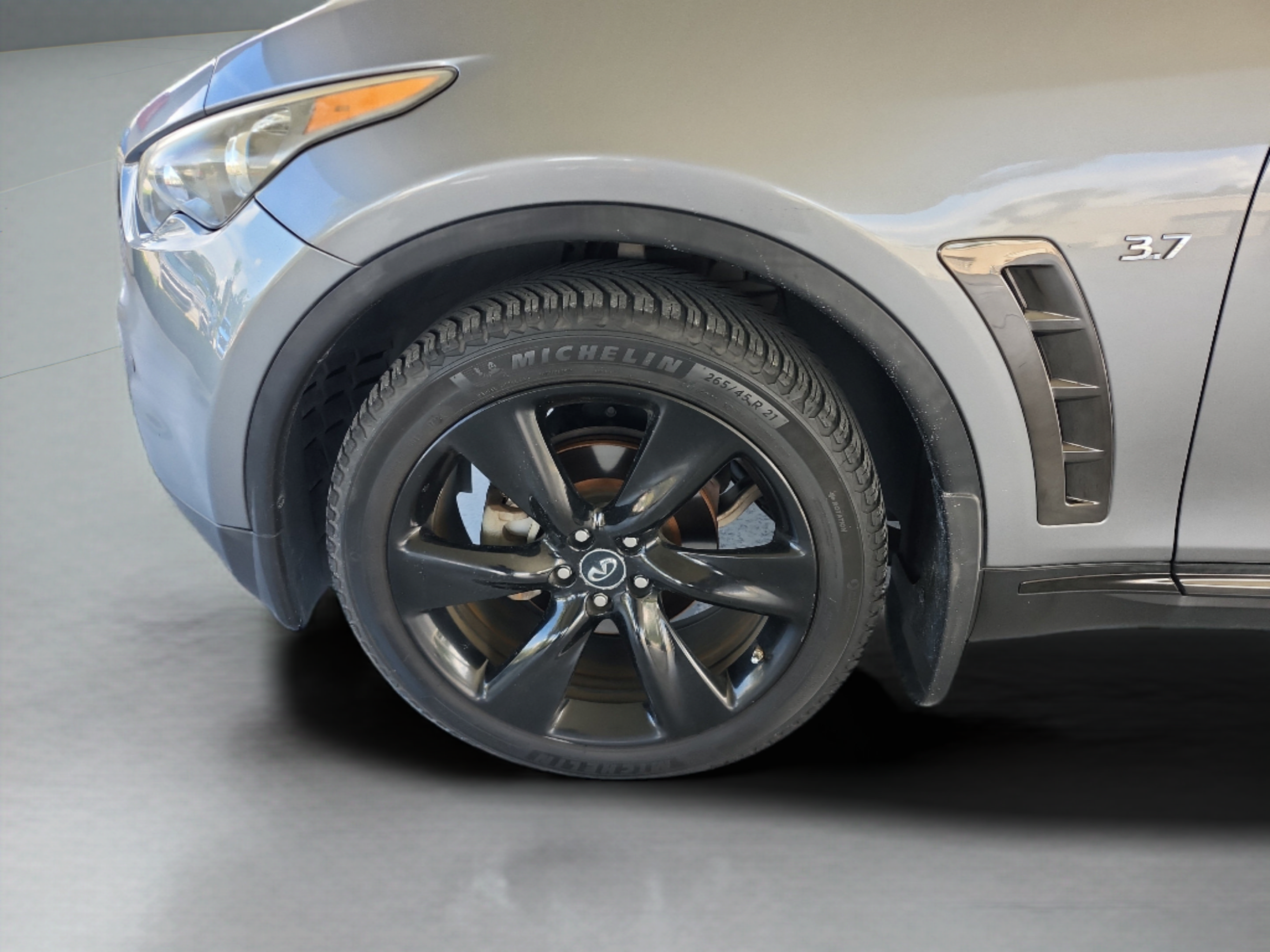 Used 2016 INFINITI QX70 2WD w/ Premium Package image 27