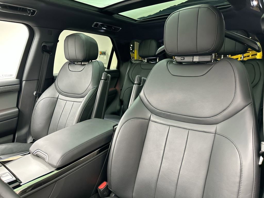 Certified 2024 Land Rover Range Rover Sport SE image 22