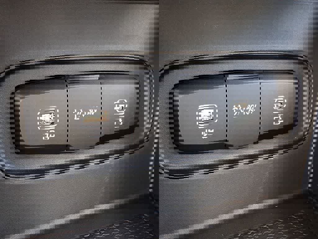 New 2026 Hyundai Venue SE image 18