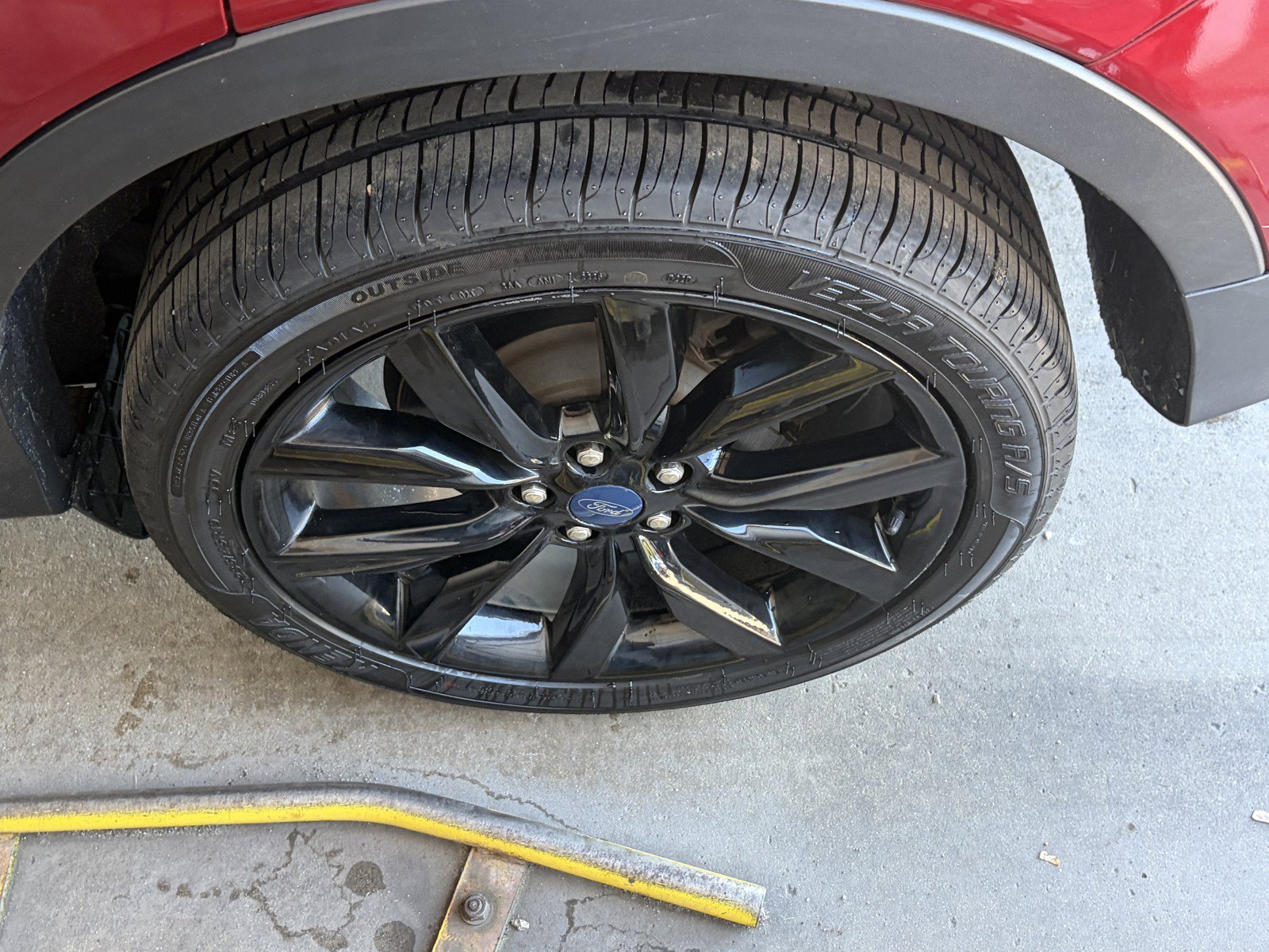 Used 2019 Ford Escape SE FWD image 30