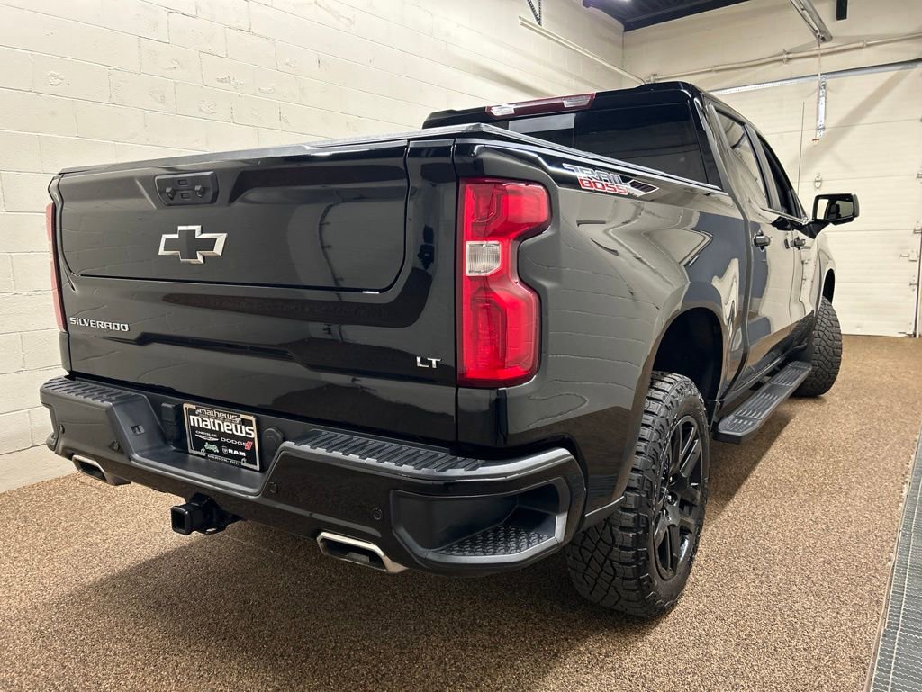 Used 2024 Chevrolet Silverado 1500 LT Trail Boss w/ LT Trail Boss Premium Package AWD/4WD image 2