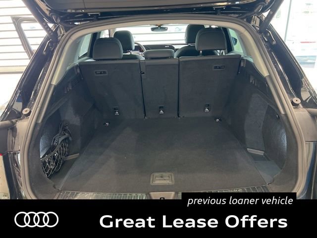 Used 2025 Audi Q5 Premium w/ Convenience Package AWD/4WD image 17