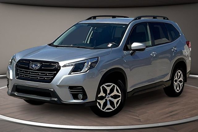 Used 2022 Subaru Forester Premium w/ Popular Package #1