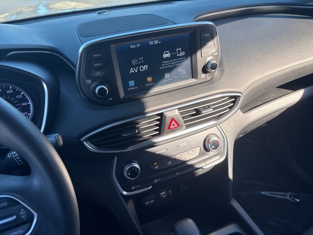 Used 2019 Hyundai Santa Fe SE image 16