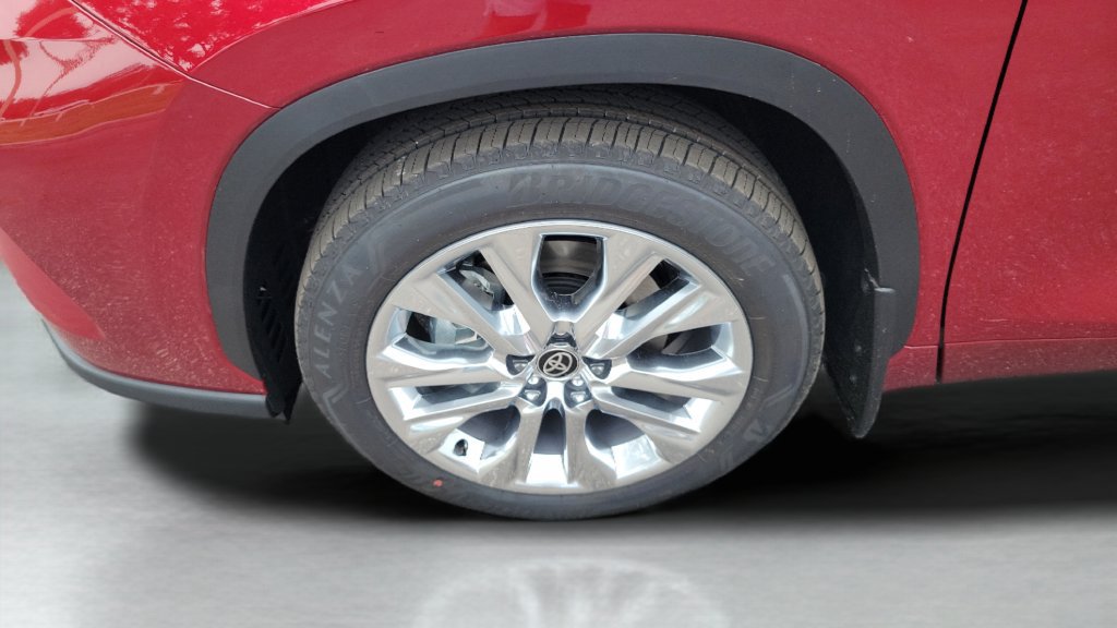 New 2026 Toyota Highlander Limited AWD/4WD image 25