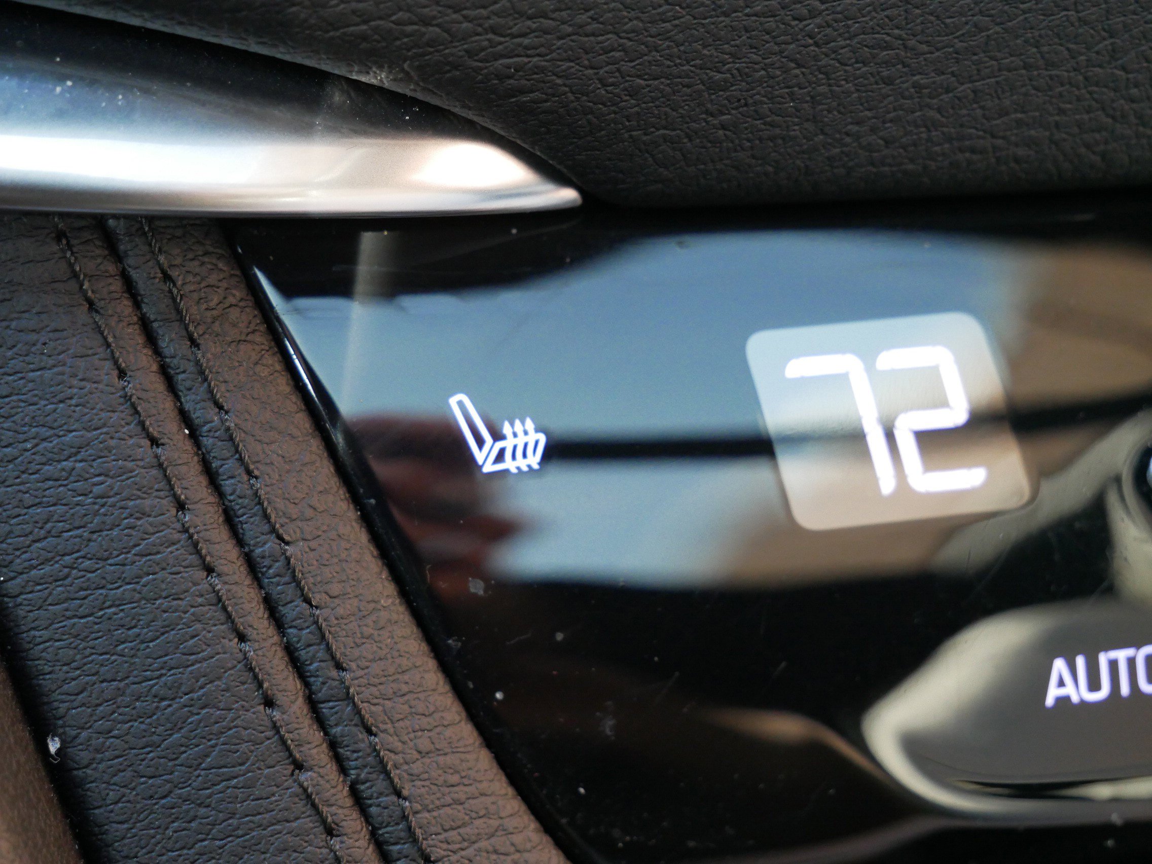 Certified 2023 Cadillac XT5 Sportv w/ LPO, Floor Liner Package image 20