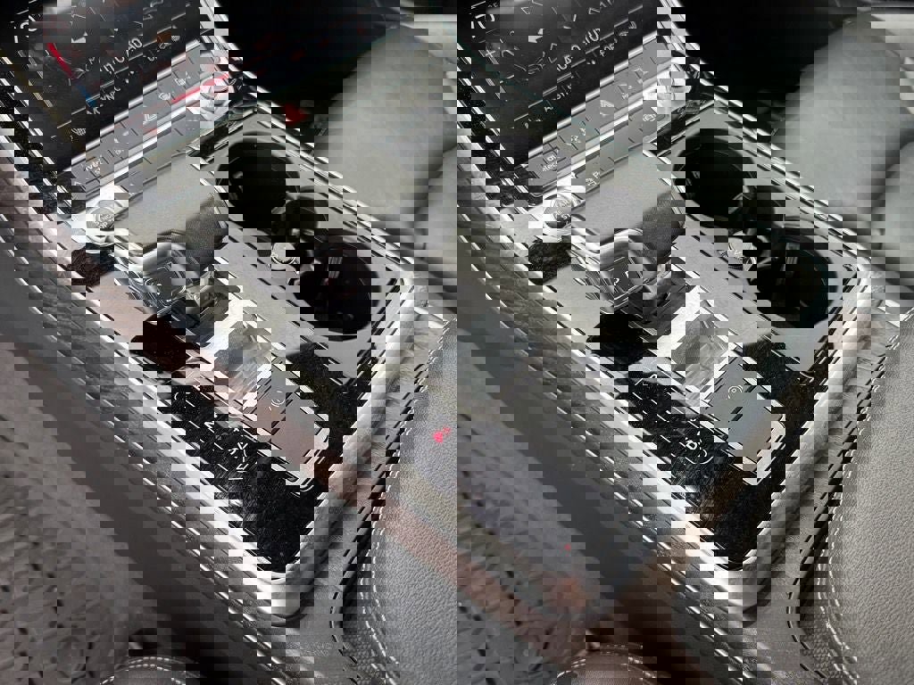 Used 2021 Audi Q8 Premium w/ Black Optic Package image 19