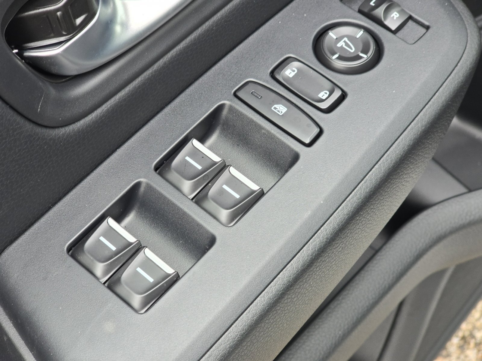 New 2025 Honda Pilot Touring image 27