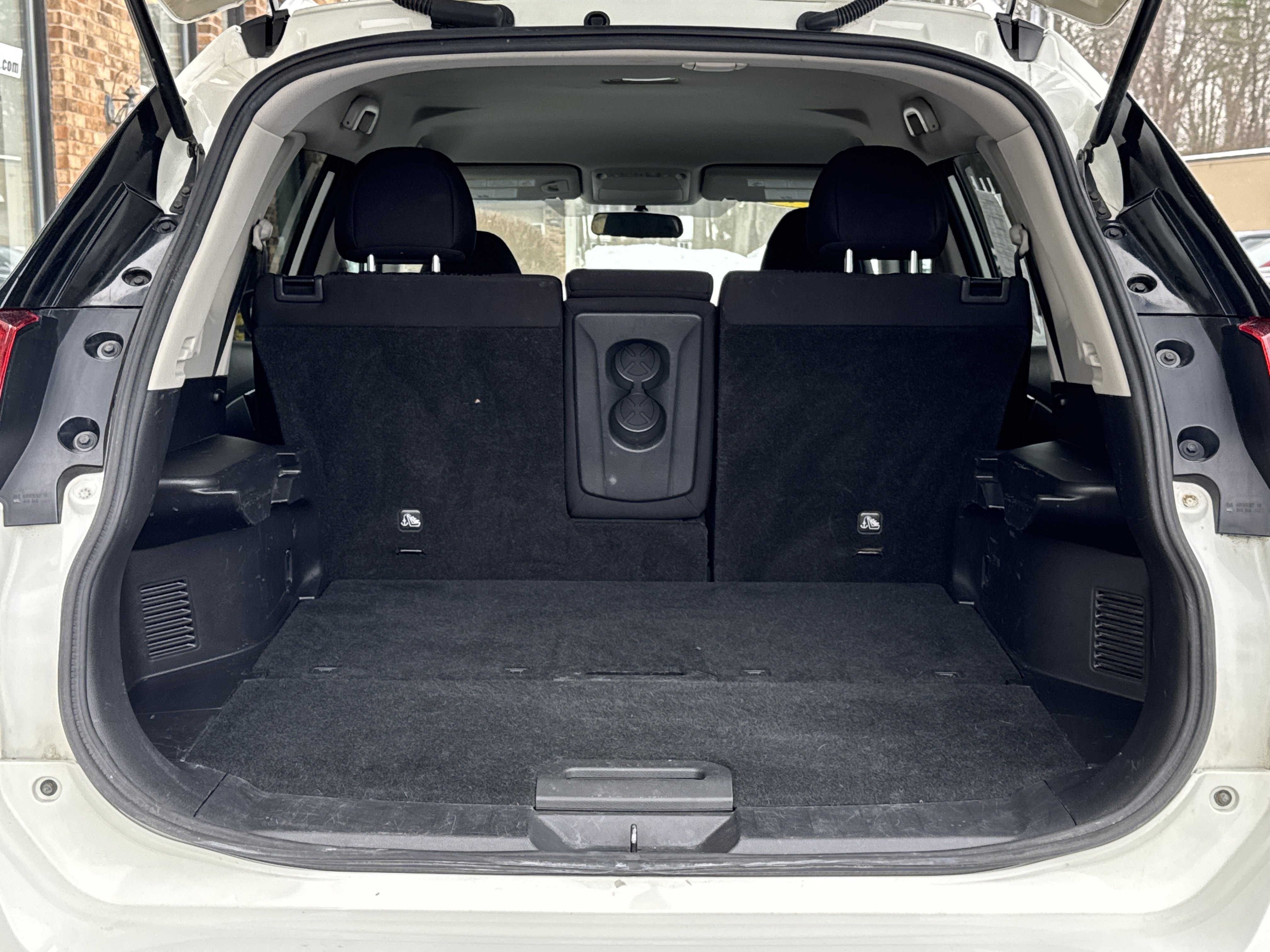 Used 2017 Nissan Rogue S w/ S Appearance Package image 11