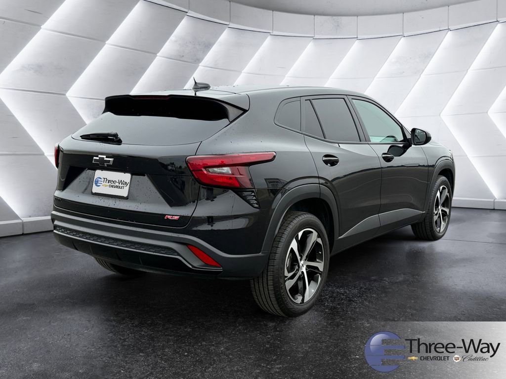 Certified 2024 Chevrolet Trax RS image 5