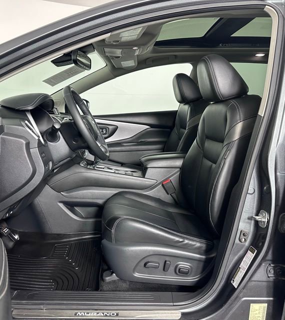 Used 2020 Nissan Murano SL w/ Moonroof Package FWD image 14