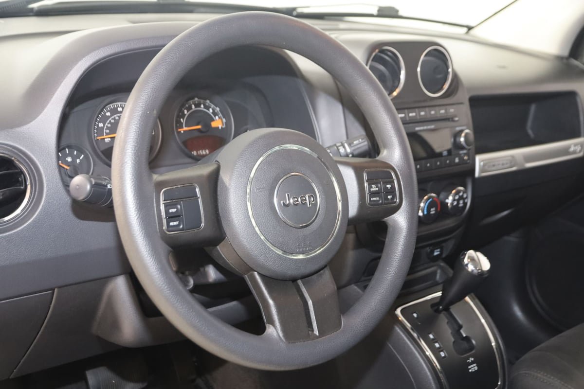 Used 2014 Jeep Compass Sport w/ Power Value Group FWD image 6