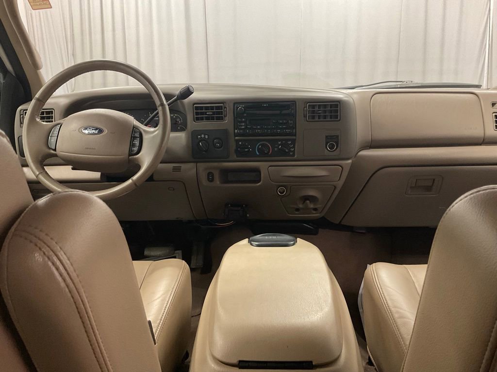 Used 2004 Ford F350 Lariat image 27