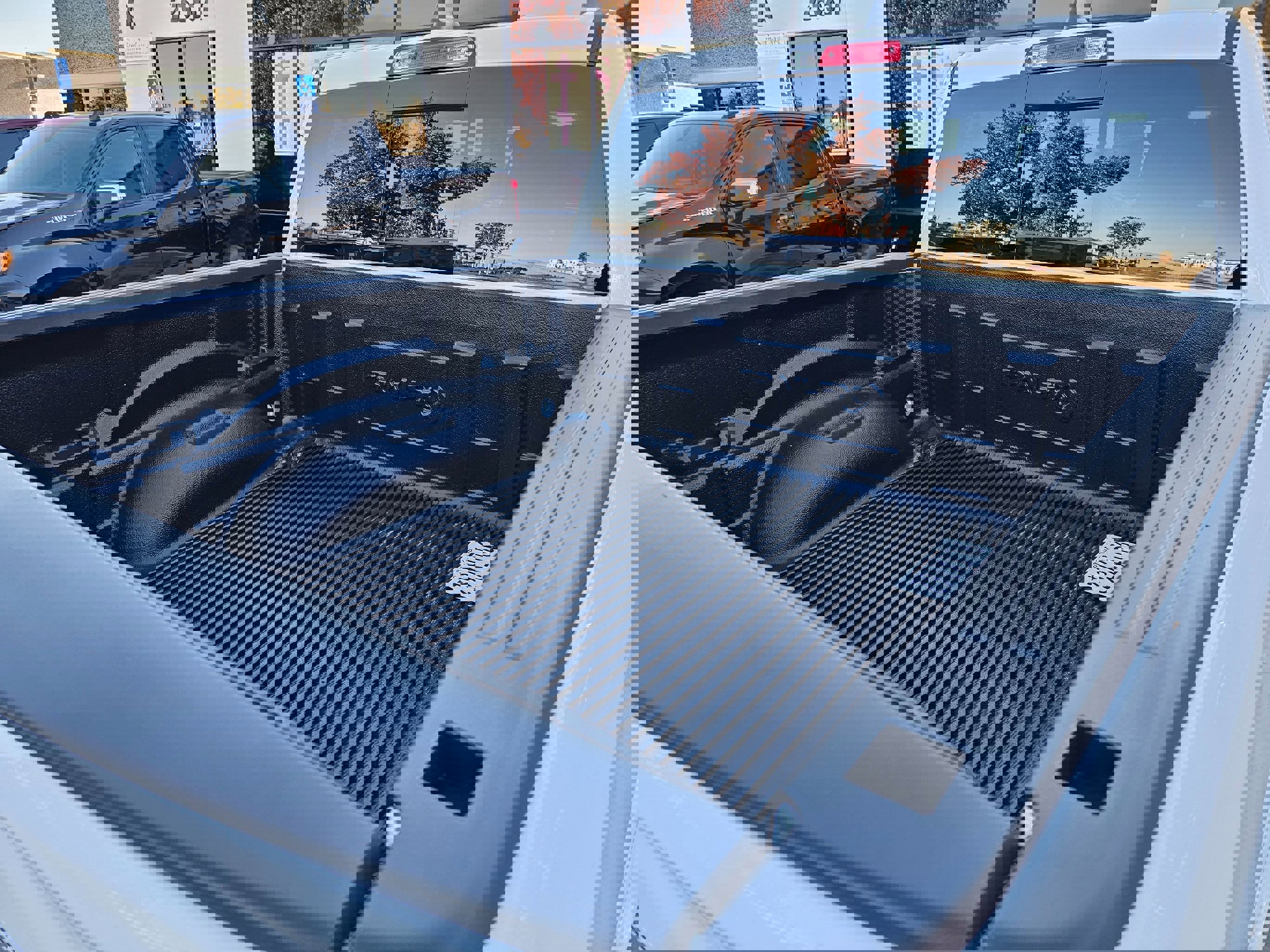 Used 2025 RAM 1500 Laramie image 26