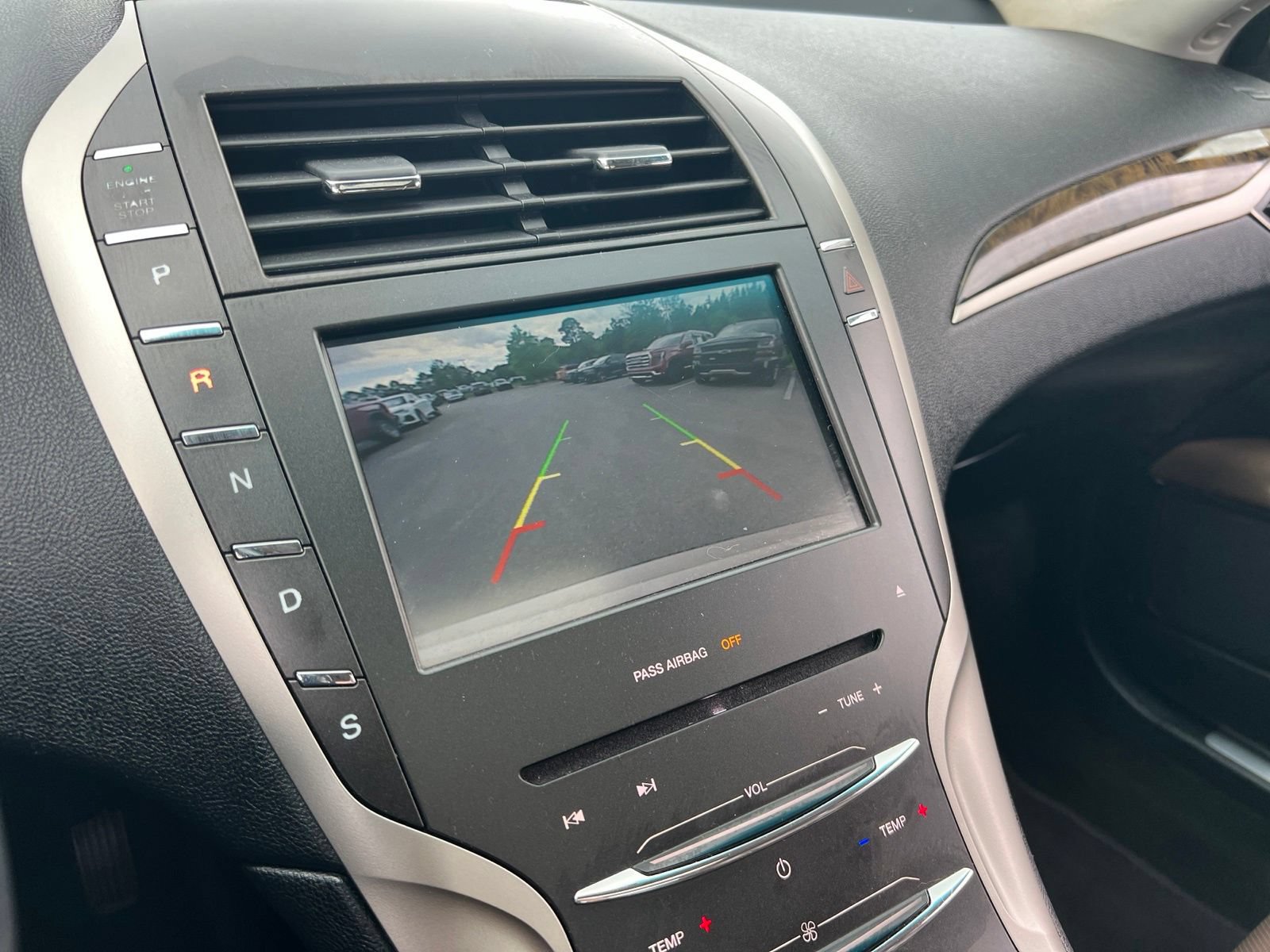 Used 2016 Lincoln MKZ w/ Equipment Group 300A Reserve FWD image 13