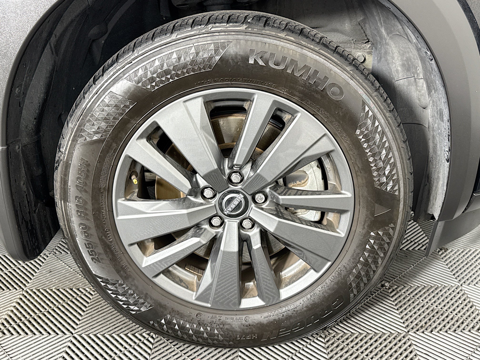 Used 2024 Nissan Pathfinder S FWD image 31