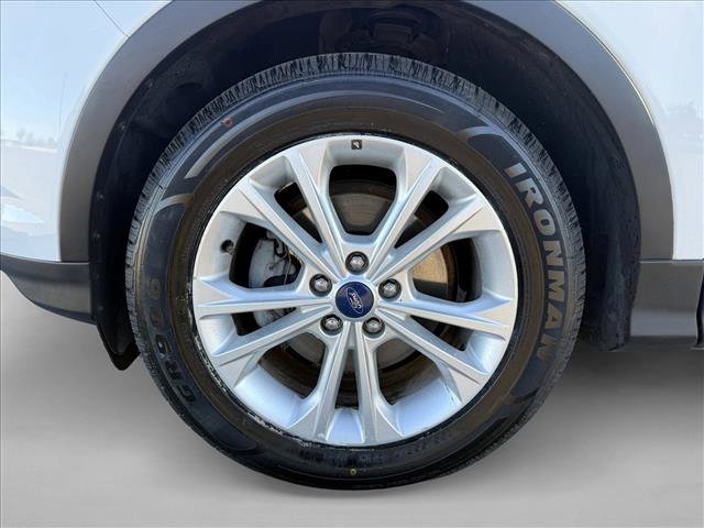 Used 2018 Ford Escape SE image 23