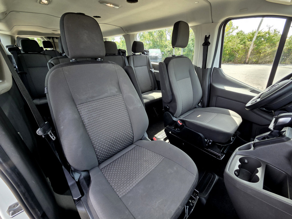 Used 2024 Ford Transit 350 XLT RWD image 5