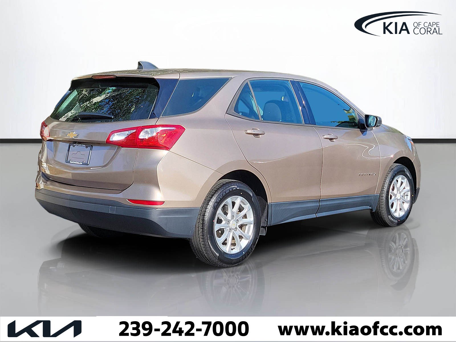 Used 2019 Chevrolet Equinox LS image 3