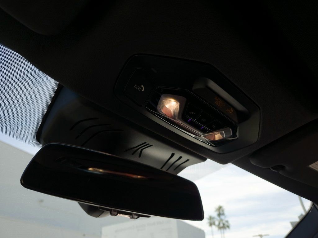 Used 2023 BMW 440i xDrive Convertible w/ Premium Package image 19