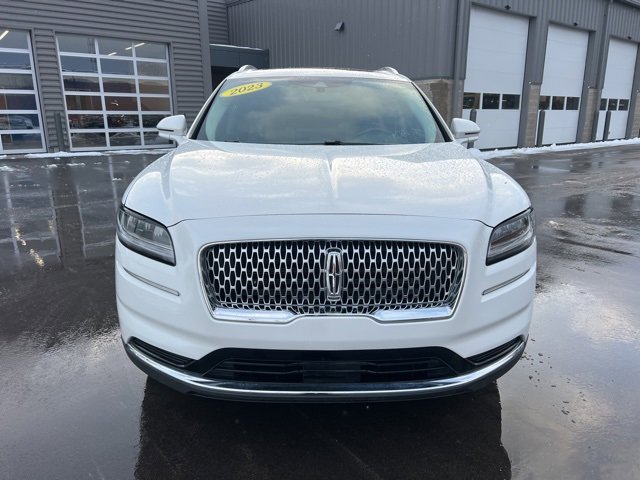 Used 2023 Lincoln Nautilus Reserve image 2