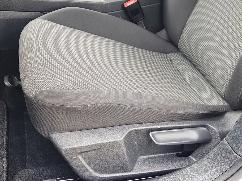 Used 2020 Volkswagen Jetta S w/ Driver Assistance Package image 17