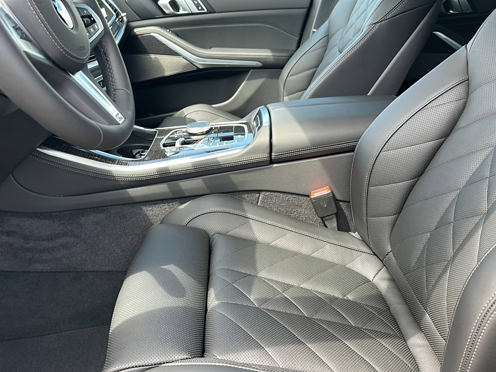 New 2026 BMW X5 sDrive40i w/ M Sport Package image 10