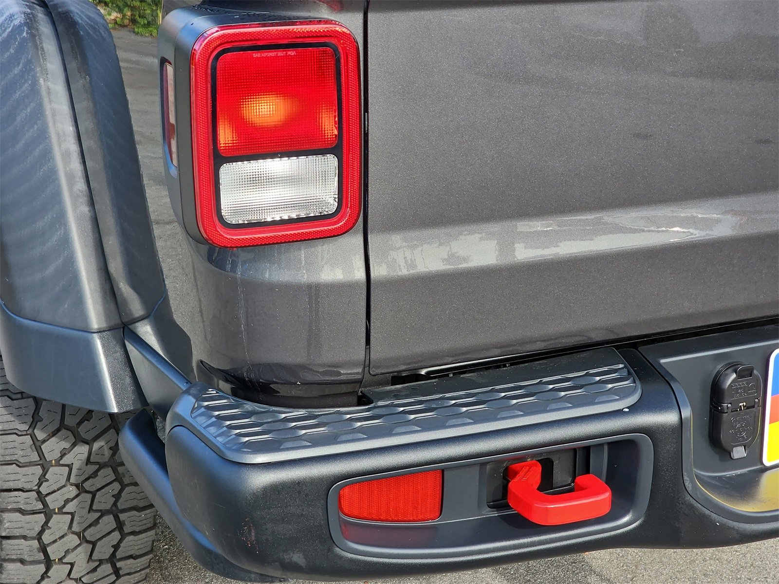 Used 2023 Jeep Gladiator Rubicon w/ Trailer Tow Package image 35