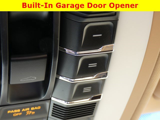 Used 2013 Porsche Cayenne AWD image 19