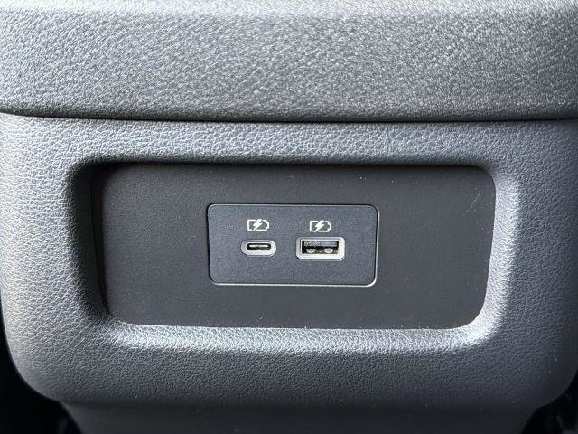Certified 2025 Nissan Pathfinder SV w/ SV Premium Package FWD image 21