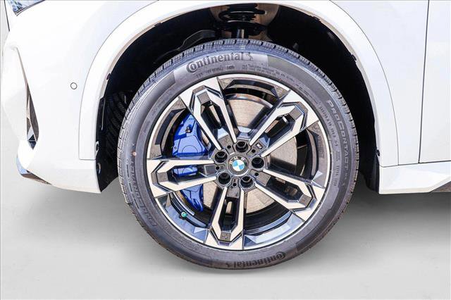 Used 2025 BMW X1 M35i w/ Shadowloine Package image 9