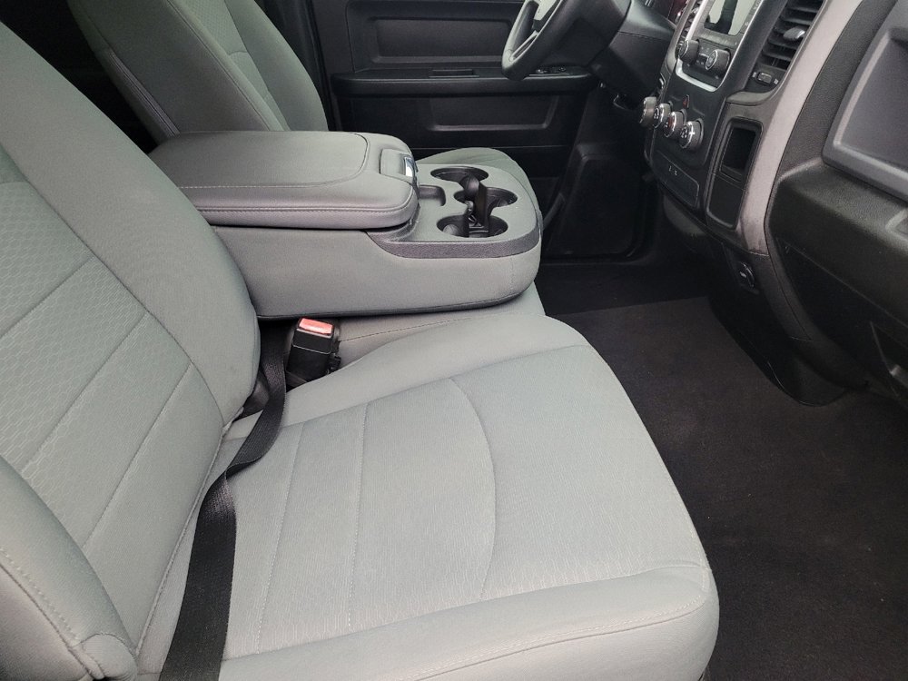 Used 2019 RAM 1500 Express RWD image 21