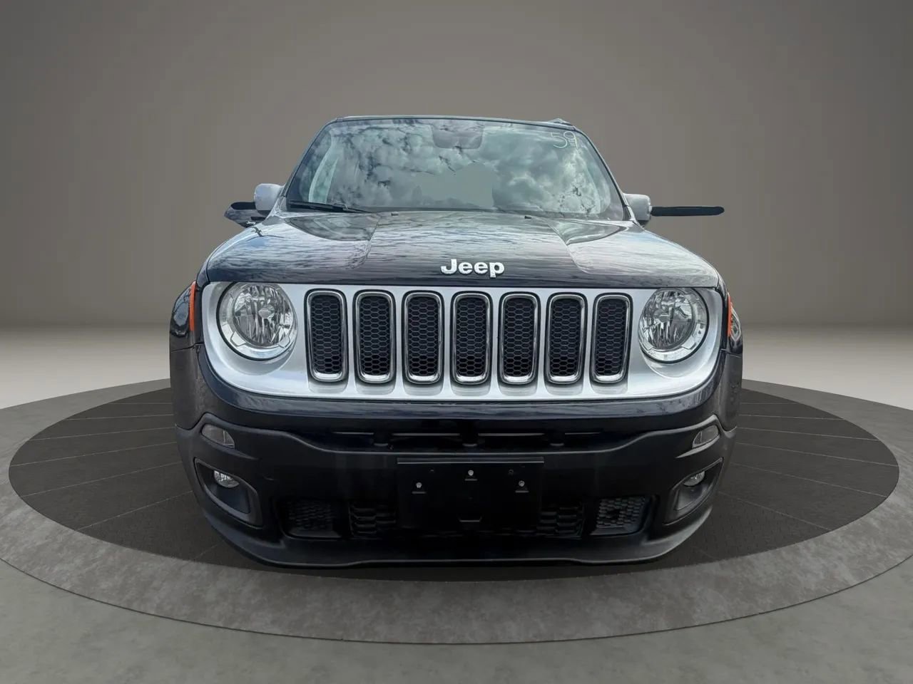 Used 2018 Jeep Renegade Limited FWD image 2