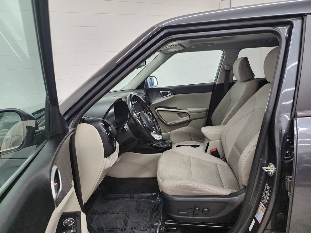 Used 2021 Kia Soul EX FWD image 12