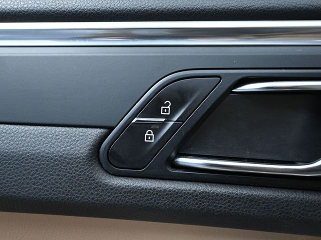 Used 2022 Porsche Macan Base image 20