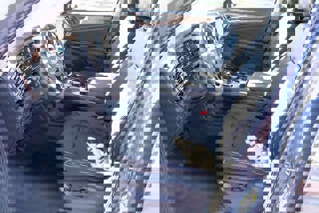 New 2026 Volkswagen Atlas SE image 16