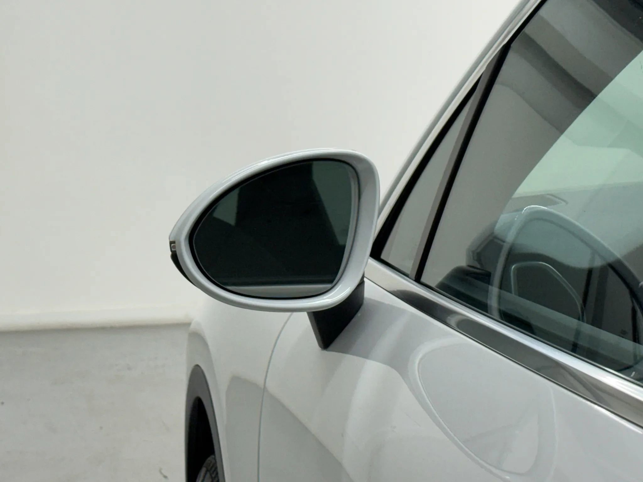 Used 2019 Porsche Cayenne AWD/4WD image 41