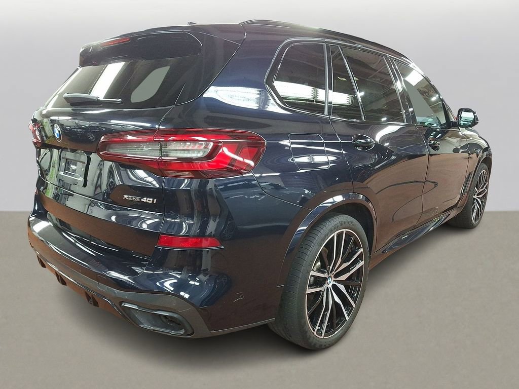 Certified 2022 BMW X5 xDrive40i w/ M Sport Package image 4