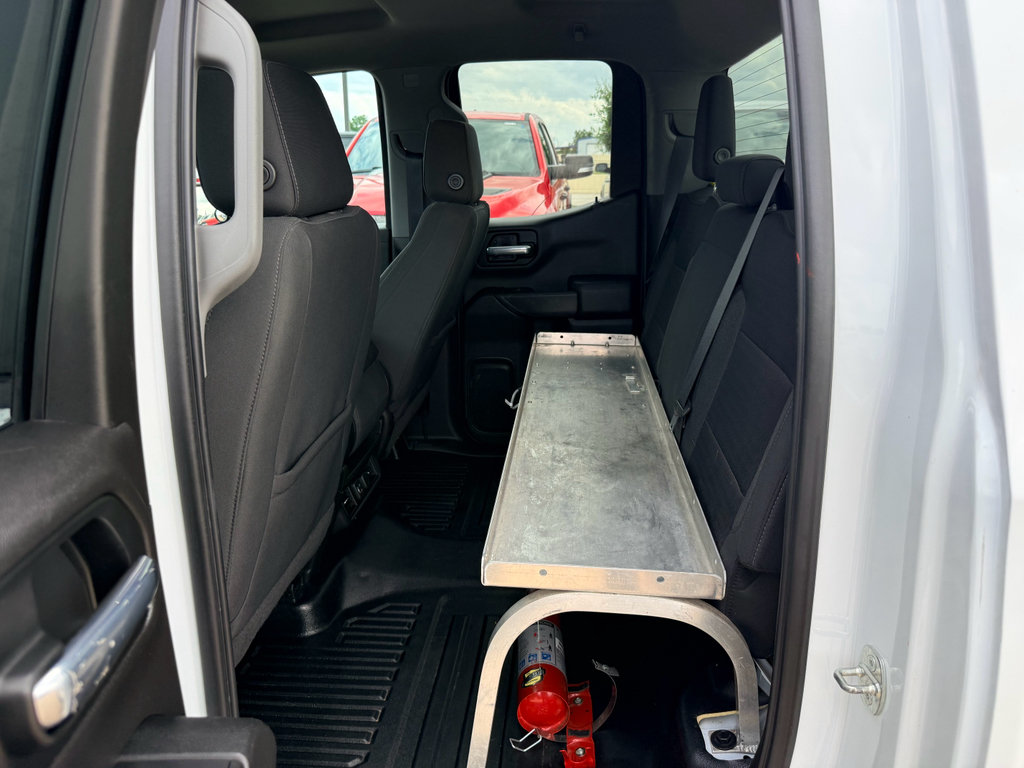 Used 2021 Chevrolet Silverado 1500 LT w/ Safety Package II AWD/4WD image 23